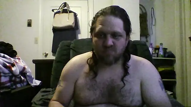 Snapshot of Demon2182 chatting on 03-26-26, 05:13 Demon2182 online show from 03-26-26, 05:13