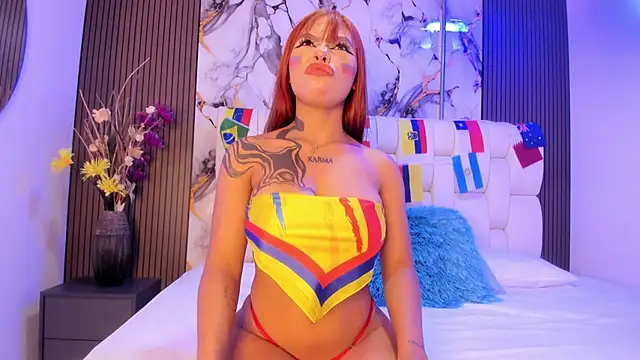 sophiaa10 online show from 06-17-26, 07:04