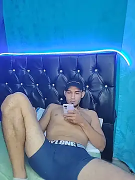 junior men22 online show from 02-17-26, 01:29