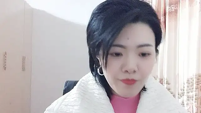 Snapshot of Nikishine chatting on 02-18-26, 11:06 Nikishine online show from 02-18-26, 11:06