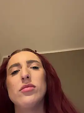 CrystalRedd online show from 05-11-26, 05:43