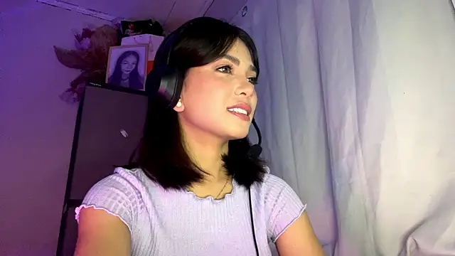 ConstancePorrini online show from 02-09-26, 07:34