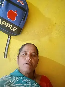 Snapshot of Gudid209896 chatting on 02-12-26, 10:21 Gudid209896 online show from 02-12-26, 10:21