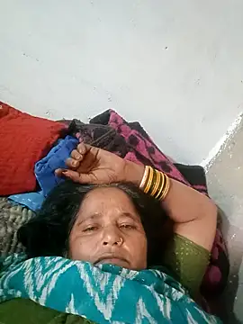 Snapshot of Gudid209896 chatting on 03-19-26, 08:40 Gudid209896 online show from 03-19-26, 08:40