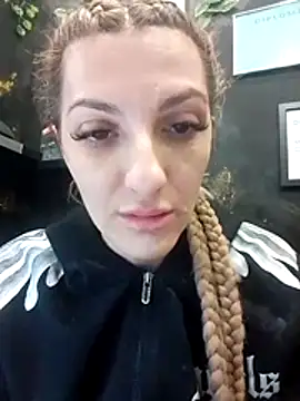 LannaQuinn online show from 02-05-26, 03:49