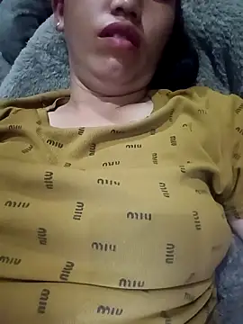 hot-luna- online show from 05-07-26, 08:58
