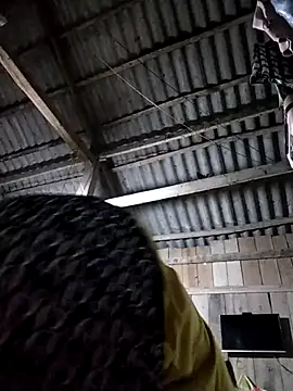 Snapshot of Bella-222 chatting on 02-11-26, 01:49 Bella-222 online show from 02-11-26, 01:49