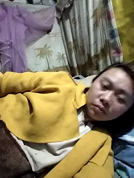 Snapshot of Bella-222 chatting on 02-19-26, 11:45 Bella-222 online show from 02-19-26, 11:45