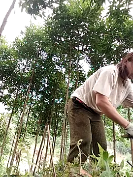 Snapshot of Bella-222 chatting on 03-25-26, 01:33 Bella-222 online show from 03-25-26, 01:33