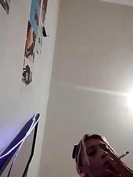 amairany27 online show from 03-24-26, 04:50