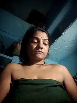 Hotty raghni online show from 02-11-26, 03:50