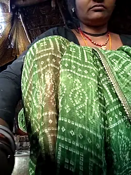 Hotty raghni online show from 03-15-26, 01:44