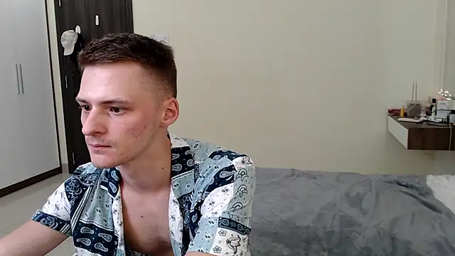 NikiKerryCum online show from 05-01-26, 11:48