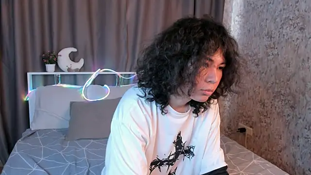 Gentle Flash online show from 06-26-26, 01:04