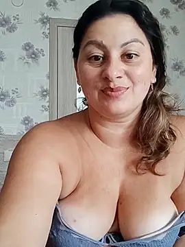 Snapshot of Soli9999 chatting on 07-17-26, 07:15 Soli9999 online show from 07-17-26, 07:15