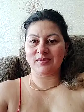 Snapshot of Soli9999 chatting on 08-03-26, 10:10 Soli9999 online show from 08-03-26, 10:10