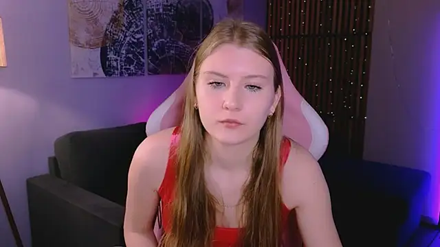 Caroline Desire  online show from 03-18-26, 07:44