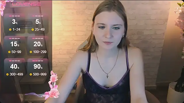 Snapshot of Caroline_Desire_ chatting on 04-20-26, 10:29 Caroline Desire online show from 04-20-26, 10:29