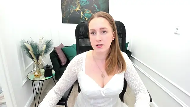 CaseyTerini online show from 06-24-26, 04:22