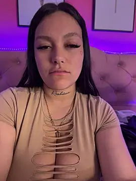 Miia  Taylor online show from 06-27-26, 03:11