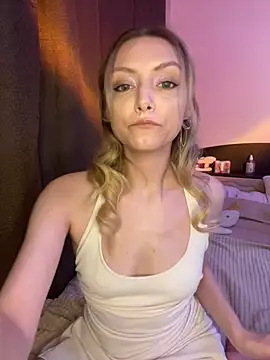 Snapshot of Leecey chatting on 02-01-26, 11:58 Leecey online show from 02-01-26, 11:58