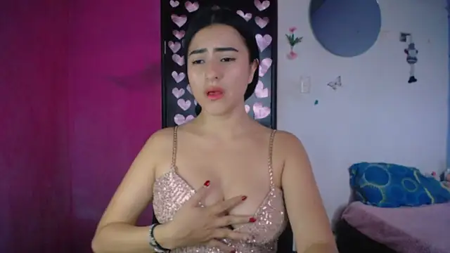 Snapshot of charlotte_petit_ chatting on 05-01-26, 10:03 charlotte petit online show from 05-01-26, 10:03