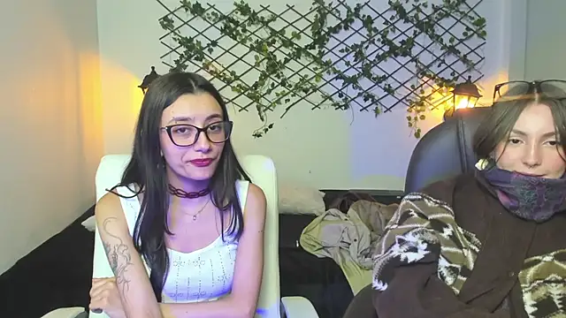 nana  rousse online show from 03-25-26, 03:23