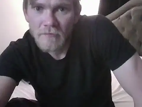 Snapshot of lynnthomas chatting on 02-22-26, 09:52 lynnthomas online show from 02-22-26, 09:52