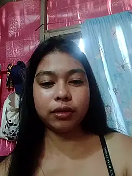 Snapshot of Heavens_night04 chatting on 03-08-26, 02:26 Heavens night04 online show from 03-08-26, 02:26