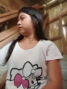 Snapshot of Heavens_night04 chatting on 03-26-26, 03:45 Heavens night04 online show from 03-26-26, 03:45