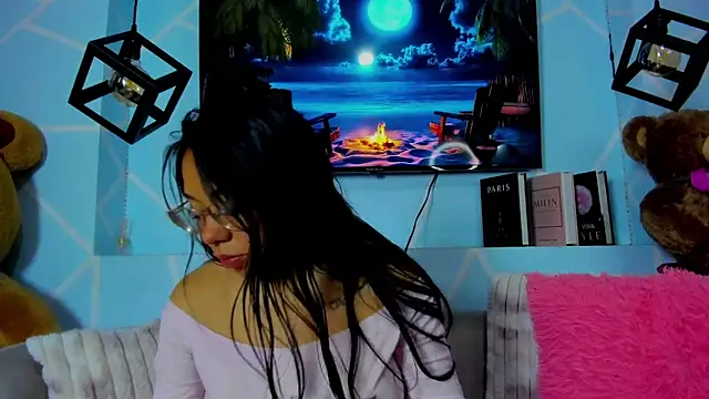 Snapshot of amy_noa chatting on 03-28-26, 12:43 amy noa online show from 03-28-26, 12:43