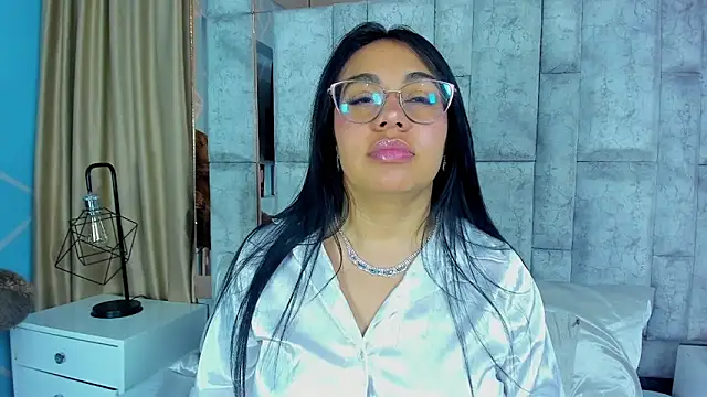 amy noa online show from 06-21-26, 02:03