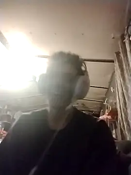 Snapshot of spooky425hd chatting on 03-22-26, 12:58 spooky425hd online show from 03-22-26, 12:58