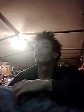 Snapshot of spooky425hd chatting on 03-31-26, 07:53 spooky425hd online show from 03-31-26, 07:53