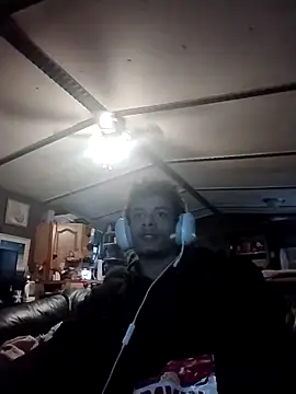 Snapshot of spooky425hd chatting on 04-05-26, 11:13 spooky425hd online show from 04-05-26, 11:13