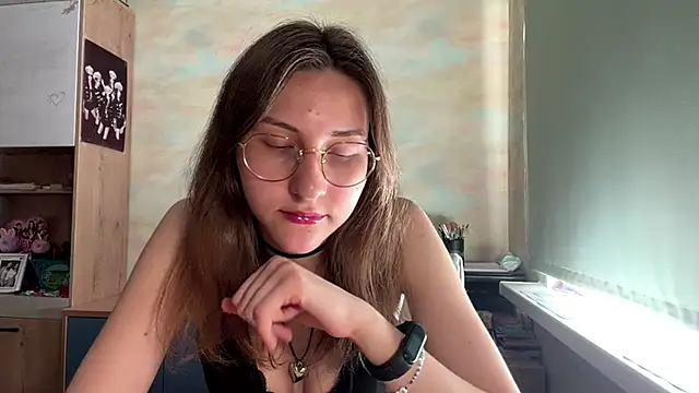 Miaaa Moon online show from 05-19-26, 11:38