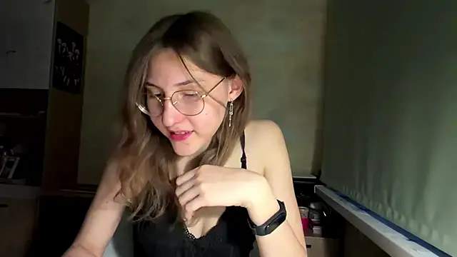 Miaaa Moon online show from 06-25-26, 05:50