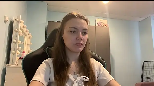 Snapshot of AndreeMerryman chatting on 04-18-26, 01:09 AndreeMerryman online show from 04-18-26, 01:09