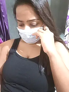 Snapshot of MidnightVibes_ chatting on 02-17-26, 05:52 MidnightVibes online show from 02-17-26, 05:52