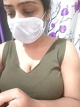 Snapshot of MidnightVibes_ chatting on 03-18-26, 05:49 MidnightVibes online show from 03-18-26, 05:49