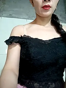 Snapshot of Vyvvyy69 chatting on 06-27-26, 01:06 Vyvvyy69 online show from 06-27-26, 01:06
