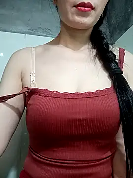 Snapshot of Vyvvyy69 chatting on 07-04-26, 10:21 Vyvvyy69 online show from 07-04-26, 10:21