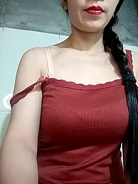 Snapshot of Vyvvyy69 chatting on 07-04-26, 10:27 Vyvvyy69 online show from 07-04-26, 10:27