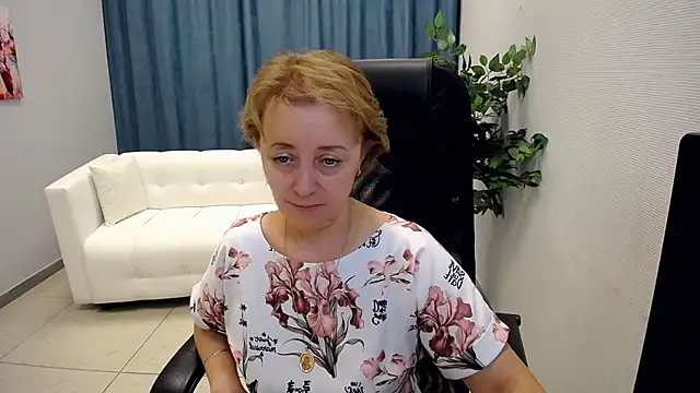 MONA W online show from 06-19-26, 02:10