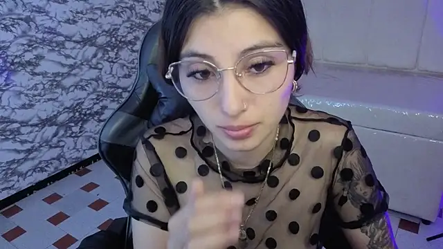 Cristal love v online show from 02-07-26, 01:15