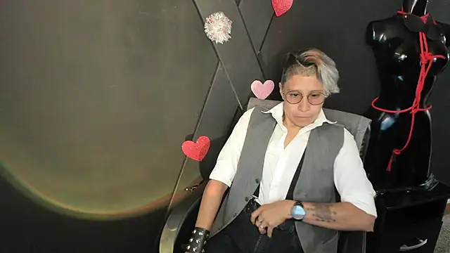 Kali Panther online show from 02-10-26, 01:37