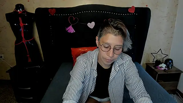 Kali Panther online show from 02-16-26, 12:45