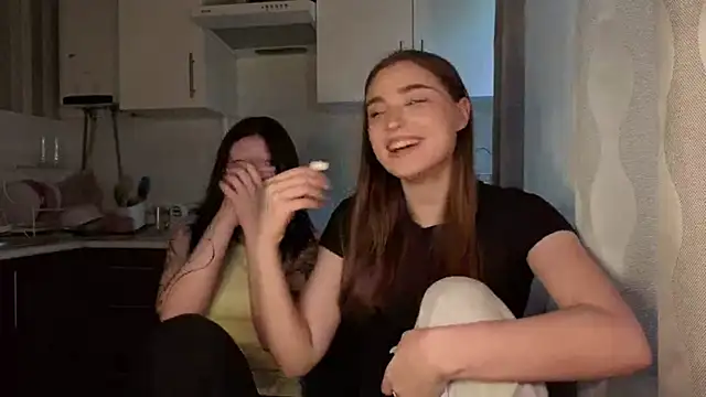 LissaBliss online show from 04-30-26, 02:12