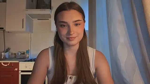 Snapshot of LissaBliss chatting on 06-10-26, 02:38 LissaBliss online show from 06-10-26, 02:38