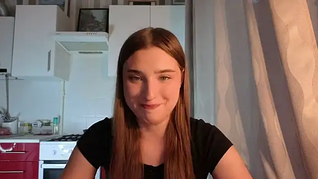 Snapshot of LissaBliss chatting on 06-18-26, 03:05 LissaBliss online show from 06-18-26, 03:05